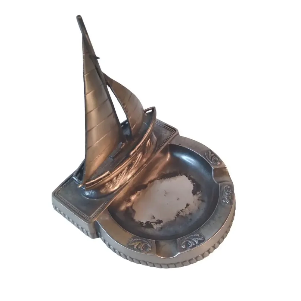 Comoys of London Japan Vintage Metal‎ Ashtray Sailboat Nautical Decor 4.5